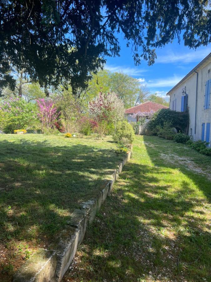 Le Loriot Bed & Breakfast Champagne-et-Fontaine Bagian luar foto